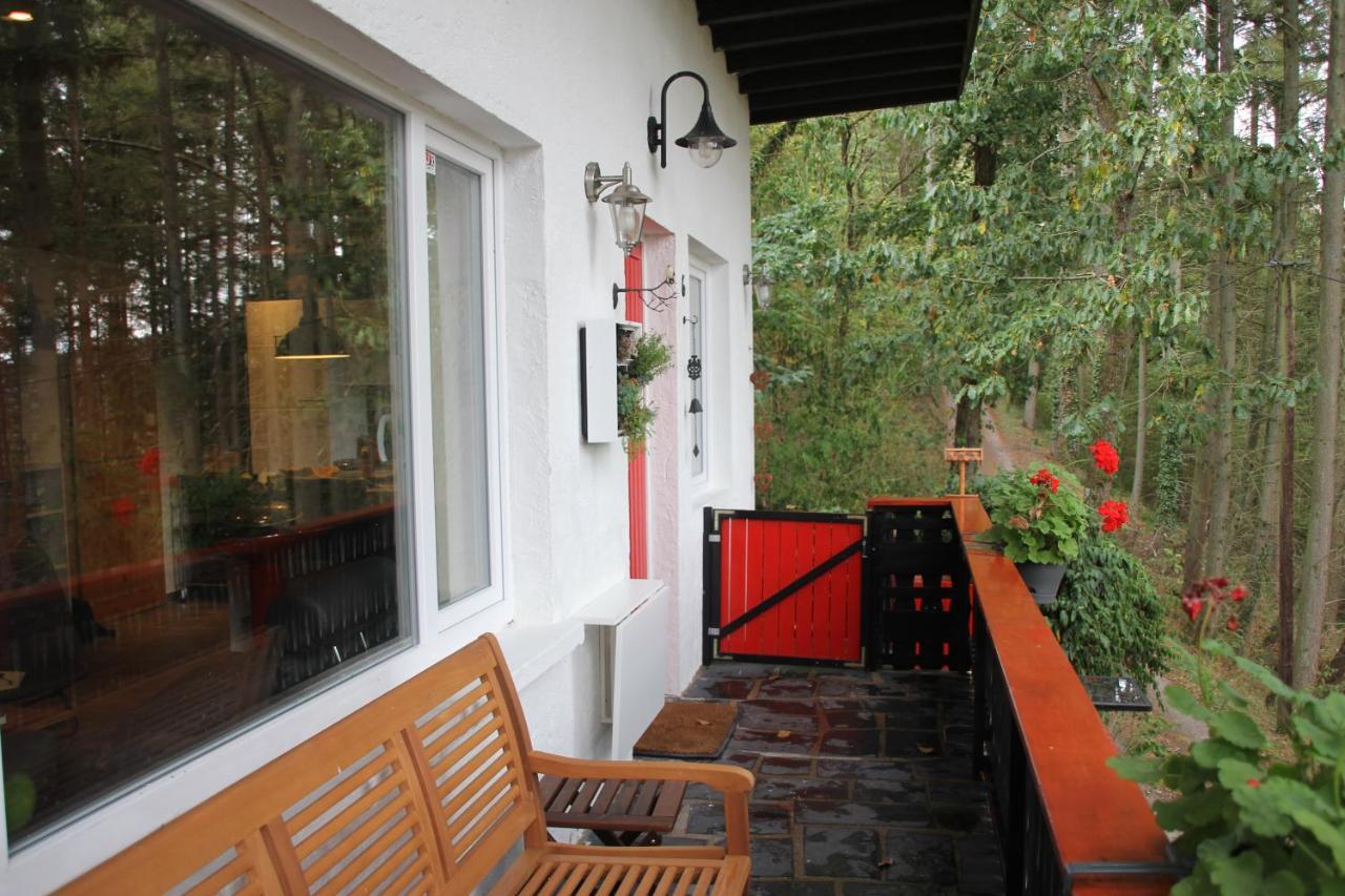 The Vianden Cottage - Charming Cottage In The Forest Exteriör bild
